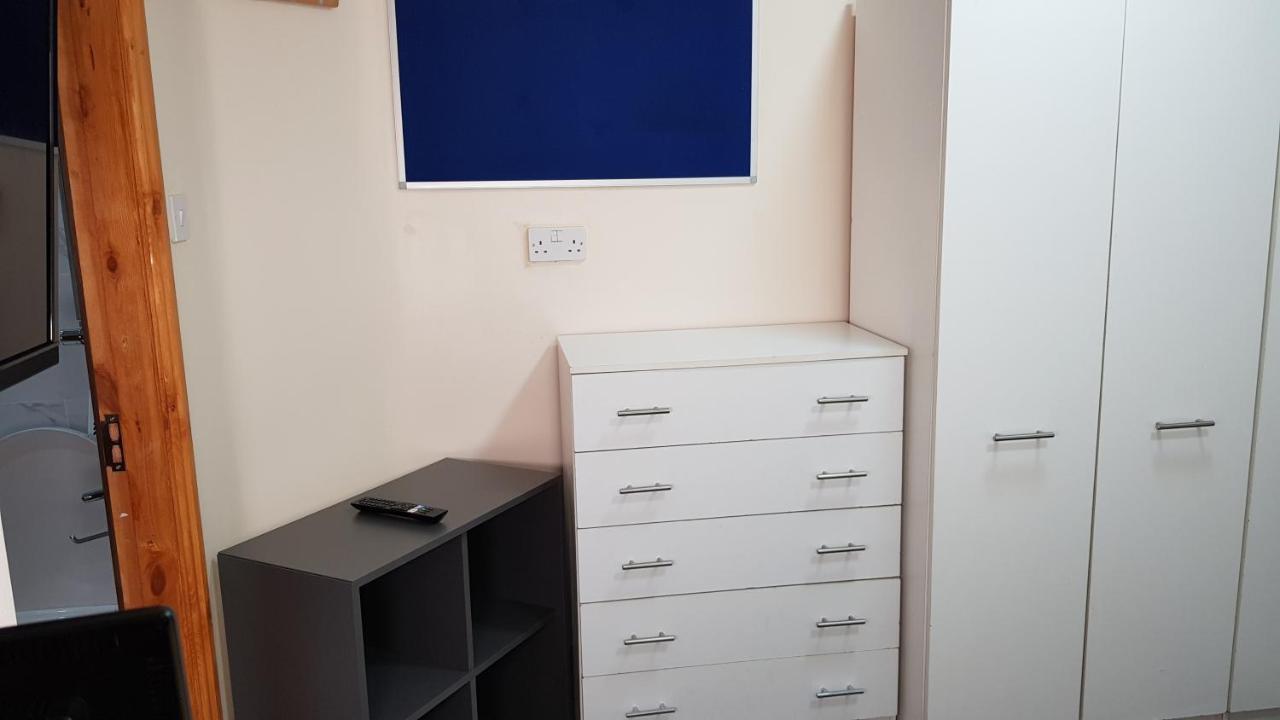 Double Ensuite Rooms Near City Centre Бірмінгем Екстер'єр фото