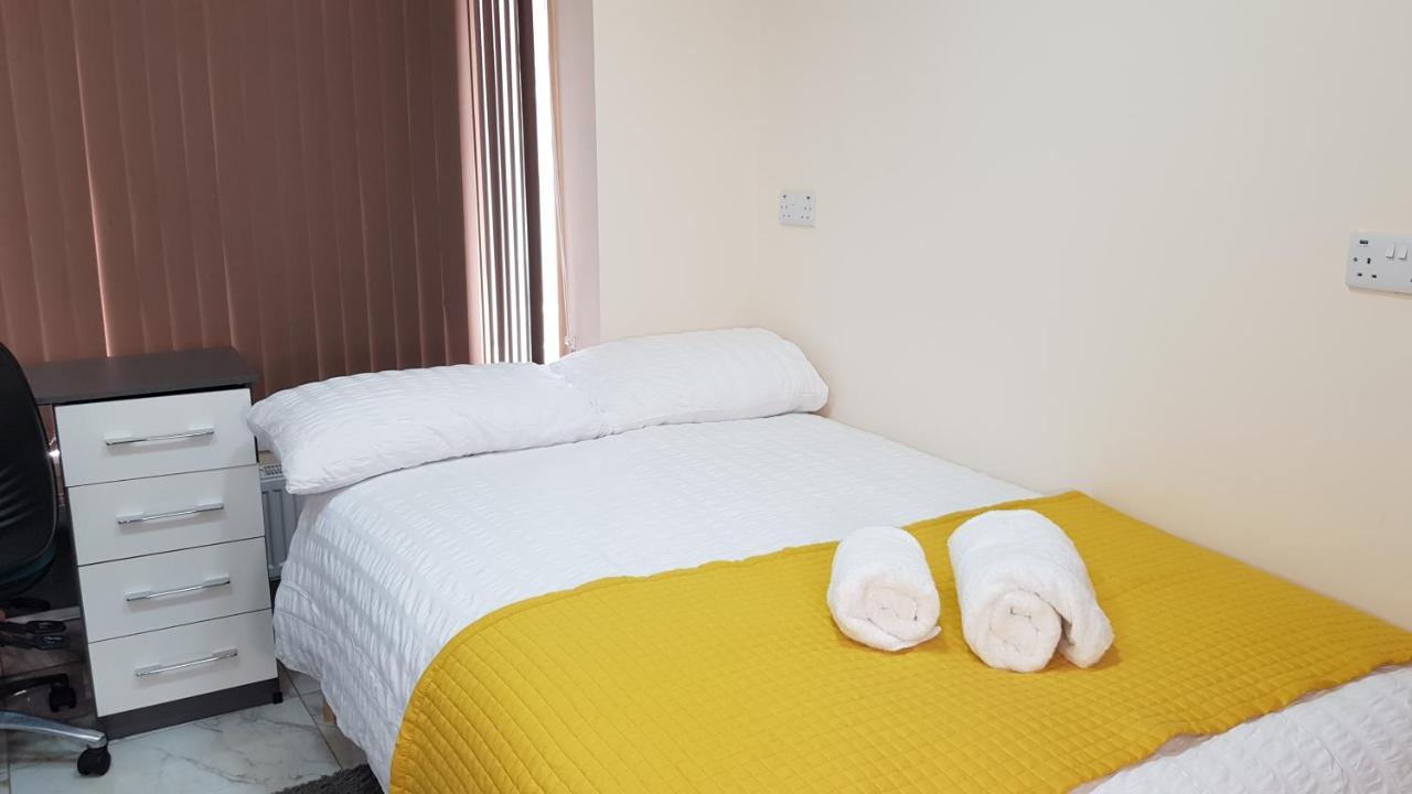 Double Ensuite Rooms Near City Centre Бірмінгем Екстер'єр фото