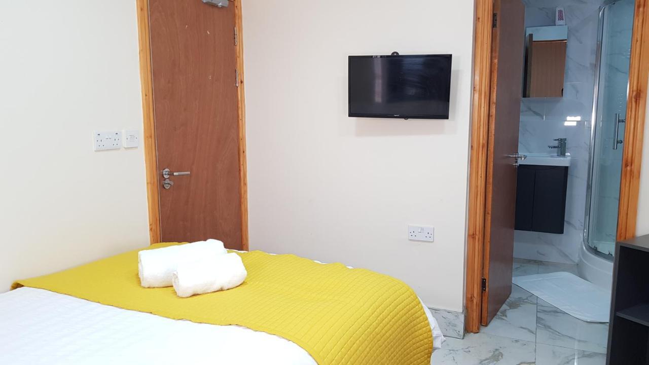Double Ensuite Rooms Near City Centre Бірмінгем Екстер'єр фото