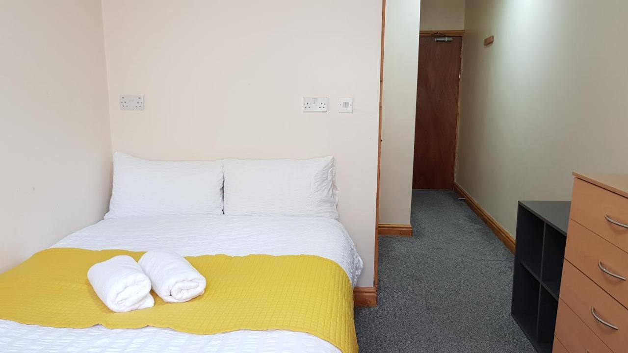 Double Ensuite Rooms Near City Centre Бірмінгем Екстер'єр фото